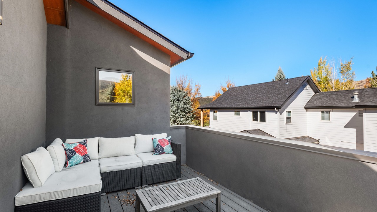 Photo of Patio Balcony in Basalt