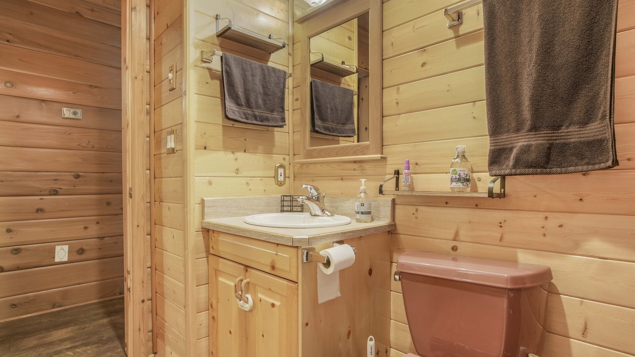 Photo of Bathroom in Central Alberta