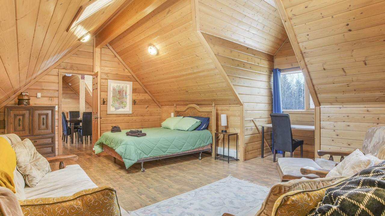 Photo of Bedroom in Central Alberta