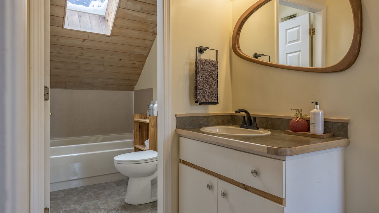 Photo of Bathroom in Silver Star Mountain