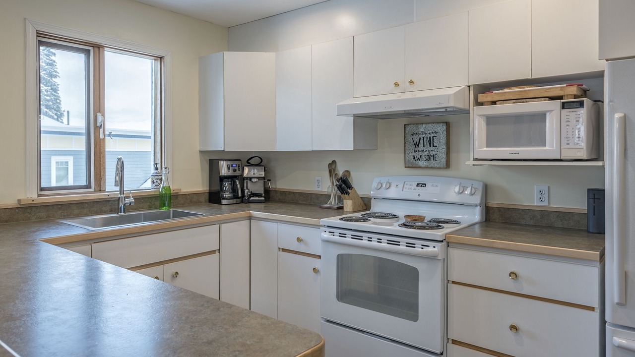 Photo of Kitchen in Silver Star Mountain