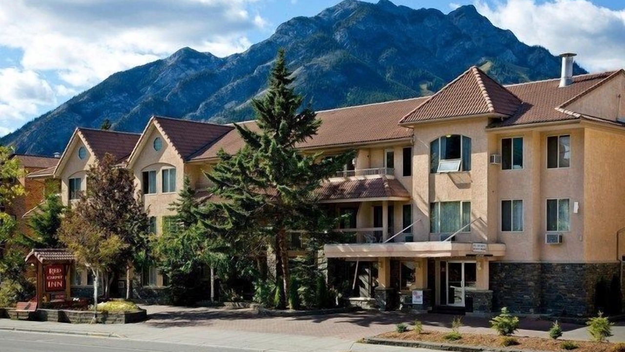 Photo of Others in Banff