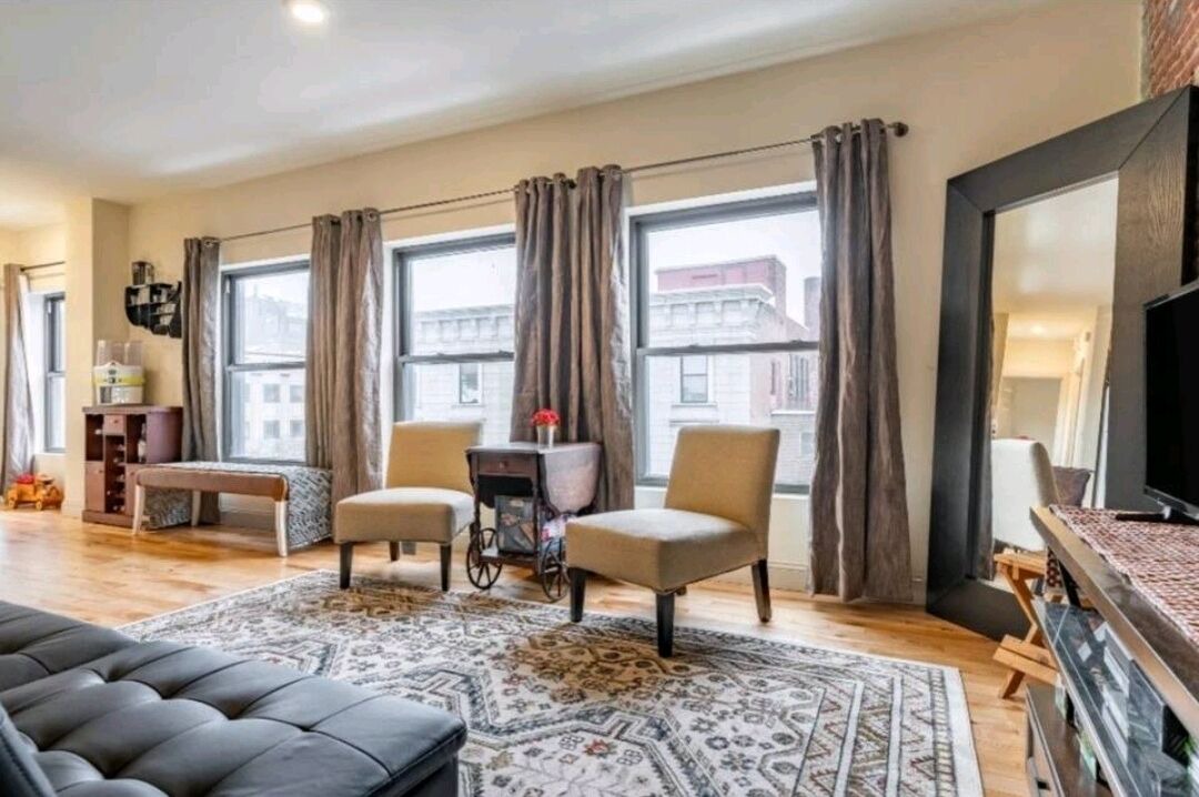 Photo of Livingroom in South End