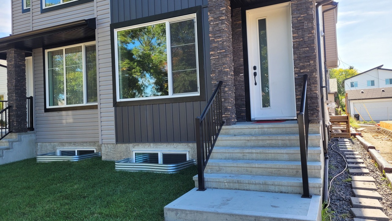 Photo of Outdoor in Whyte ave