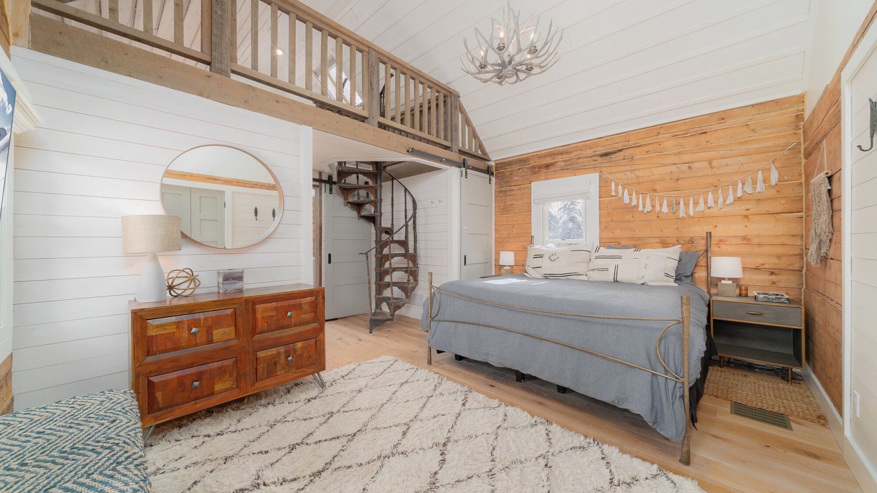 Photo of Bedroom in Crested Butte