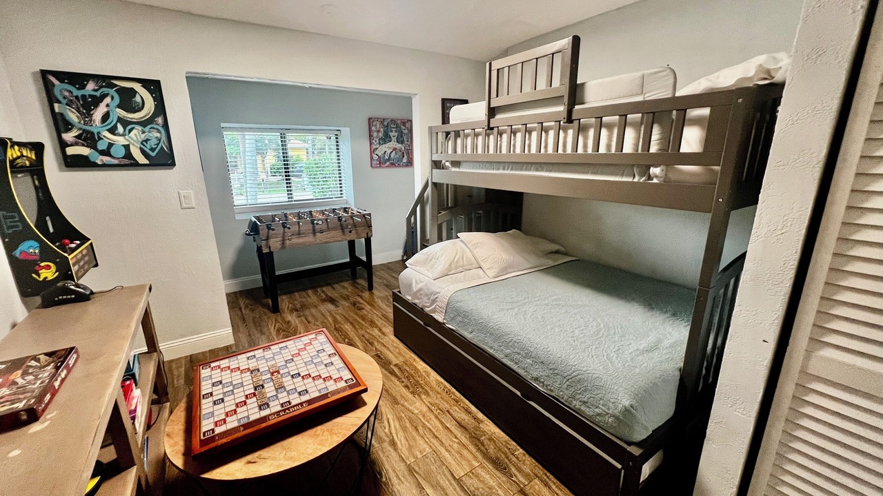 Photo of Bedroom in Pompano Beach