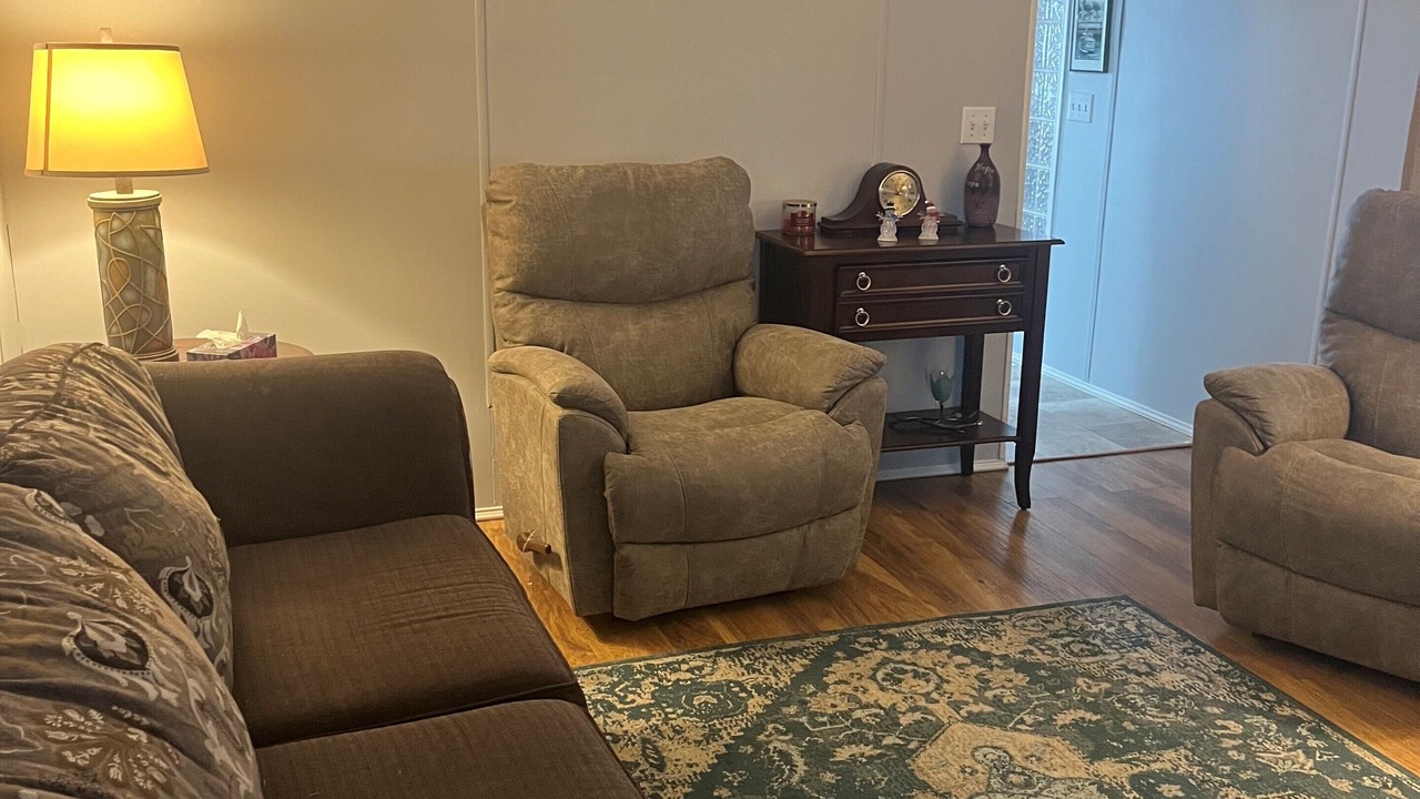 Photo of Livingroom in Prince George