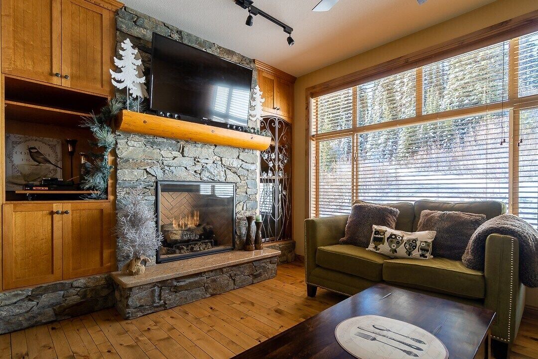Photo of Livingroom in Big White Ski Resort