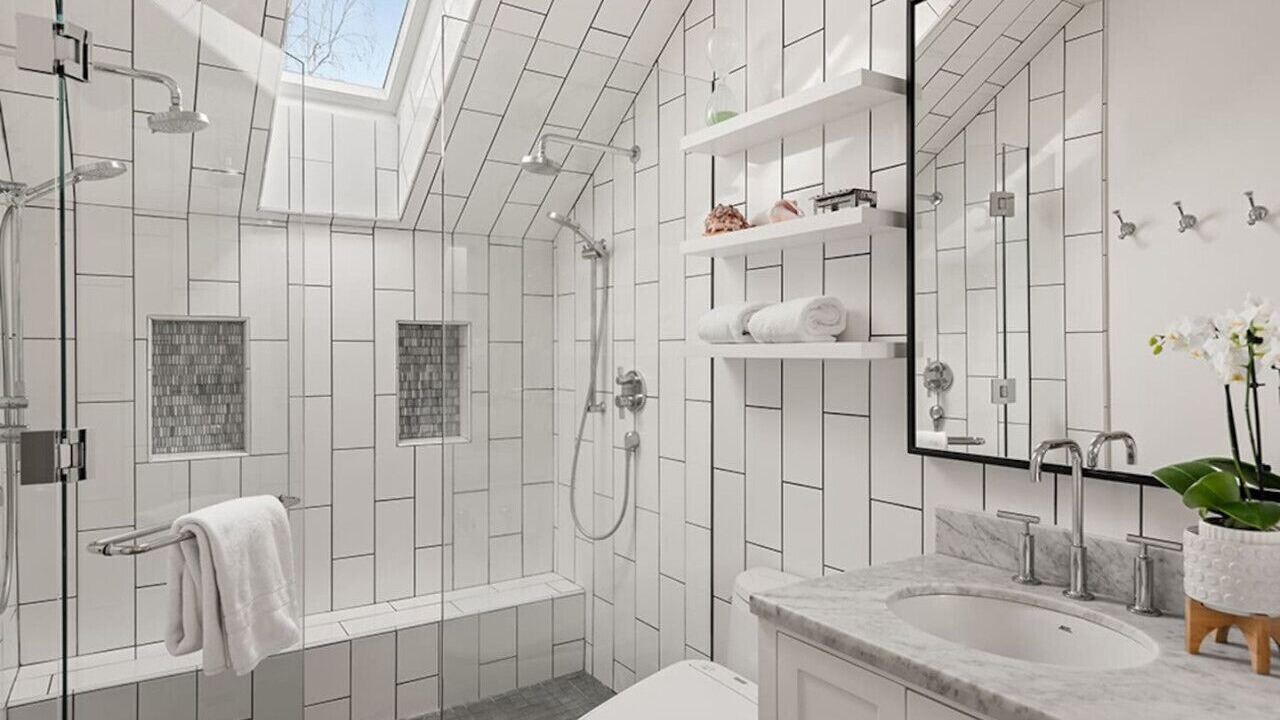 Photo of Bathroom in Basalt