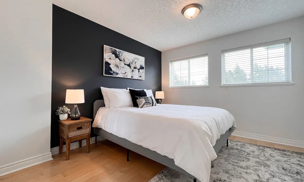 Photo of Bedroom in Colwood