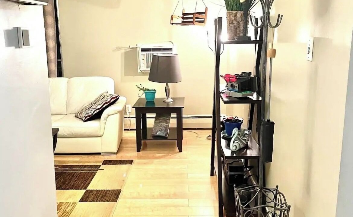 Photo of Livingroom in Saskatoon Downtown