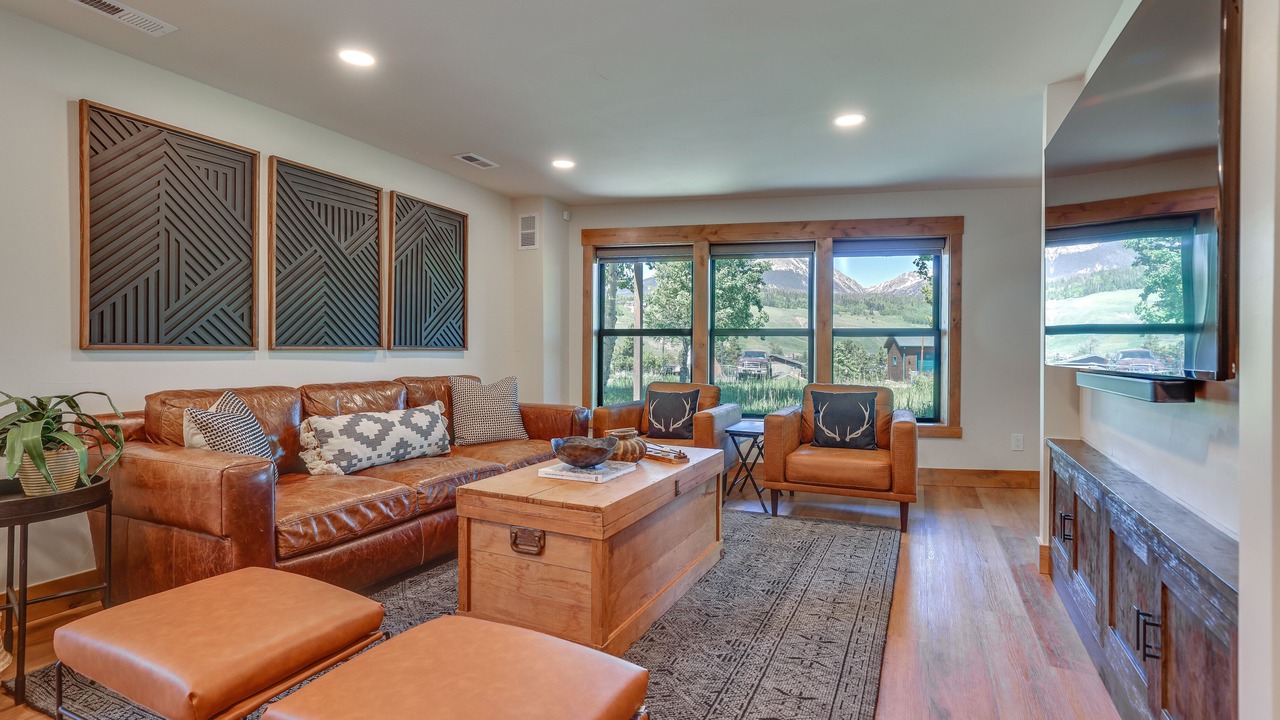 Photo of Livingroom in Silverthorne