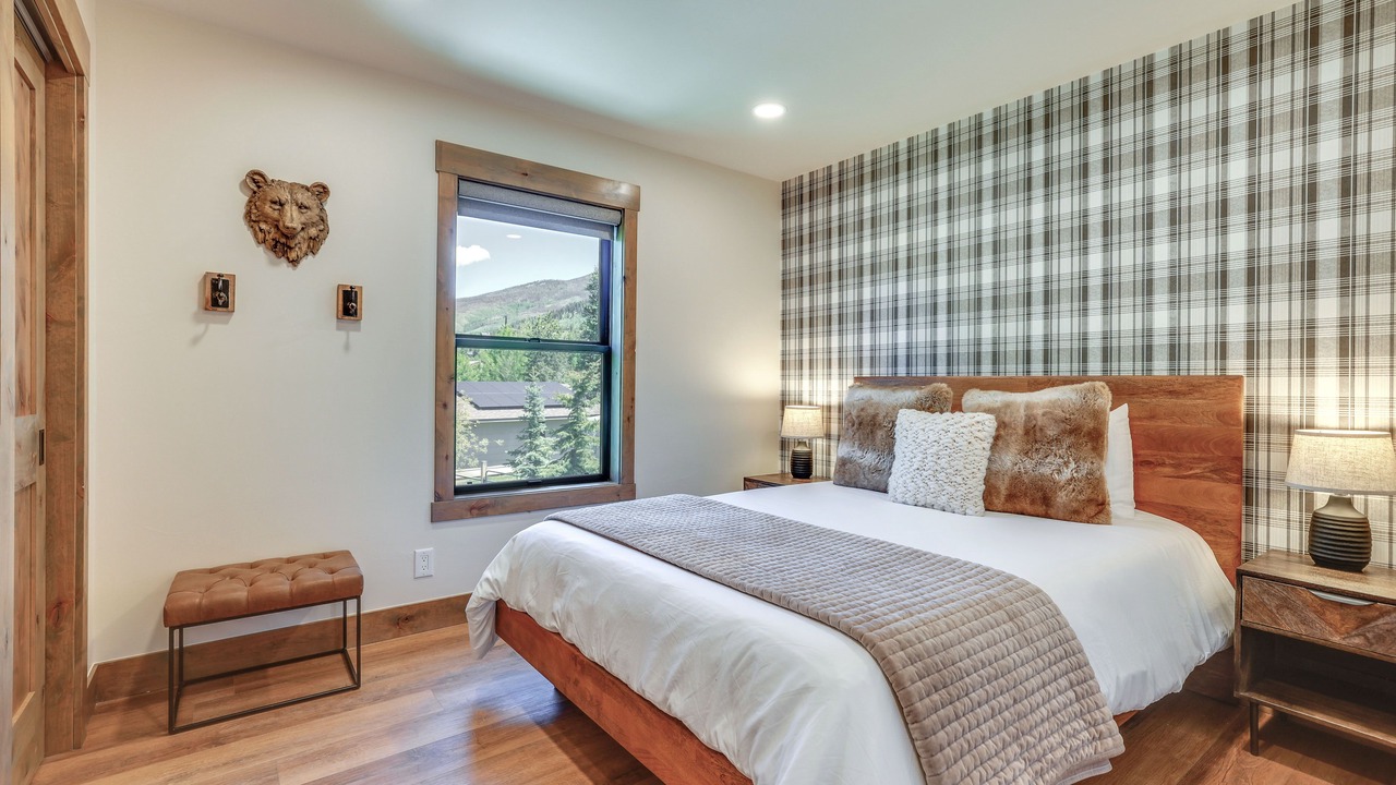 Photo of Bedroom in Silverthorne
