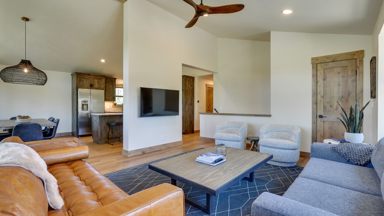 Photo of Livingroom in Silverthorne