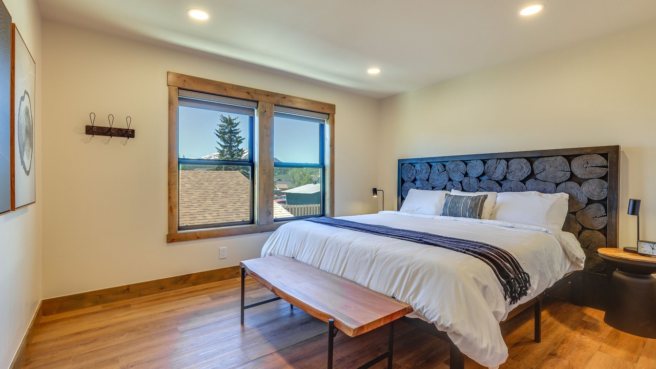 Photo of Bedroom in Silverthorne