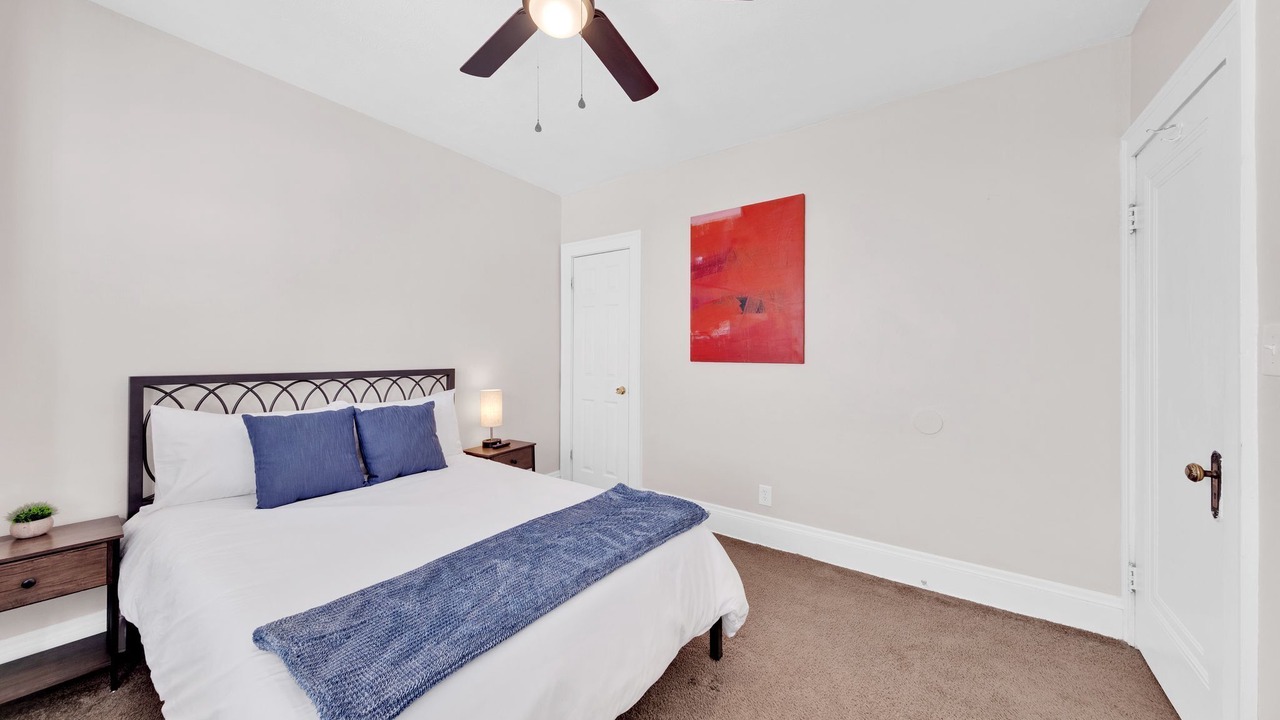 Photo of Bedroom in East Cleveland