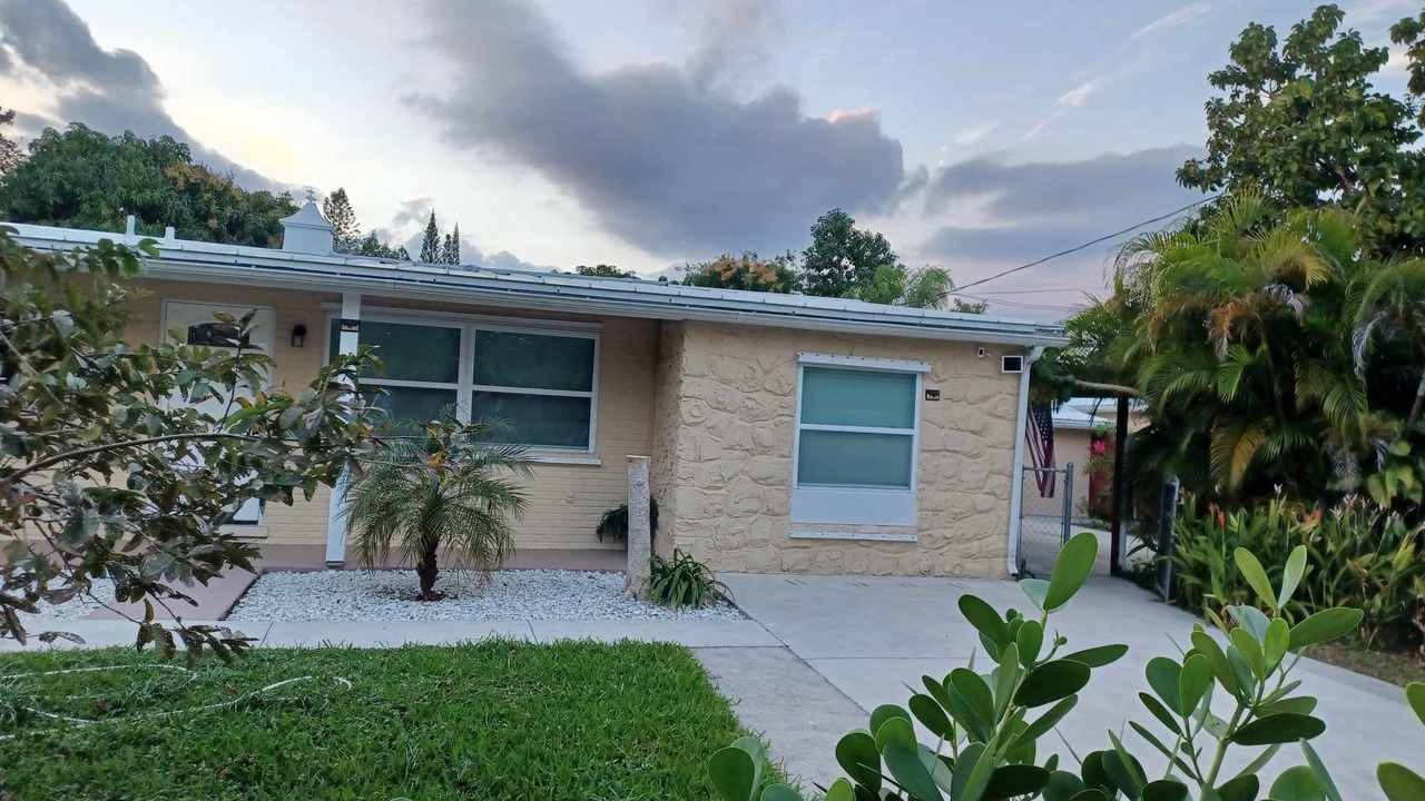 Photo of Outdoor in Greenacres