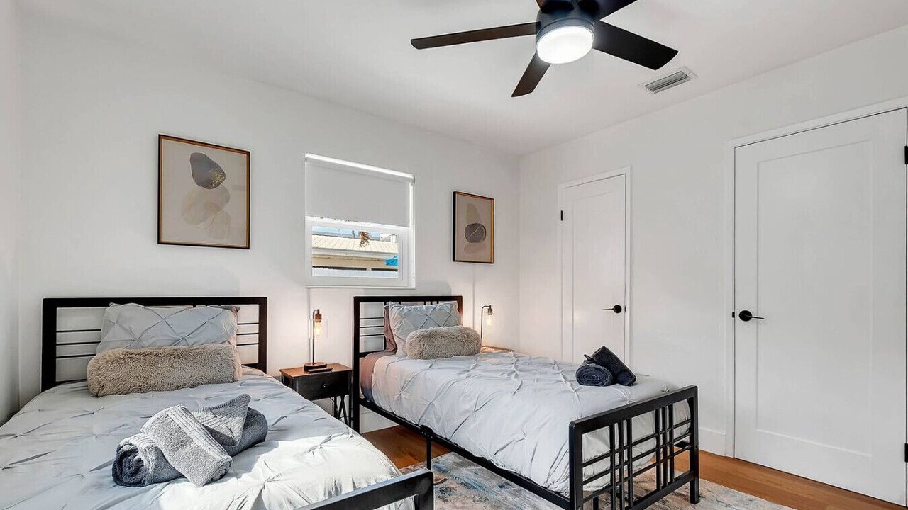 Photo of Bedroom in Harbor Village