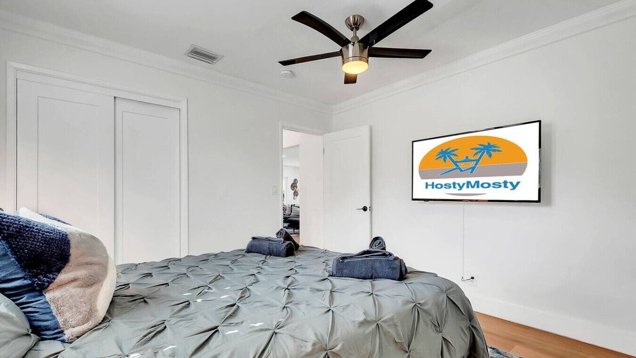 Photo of Bedroom in Harbor Village