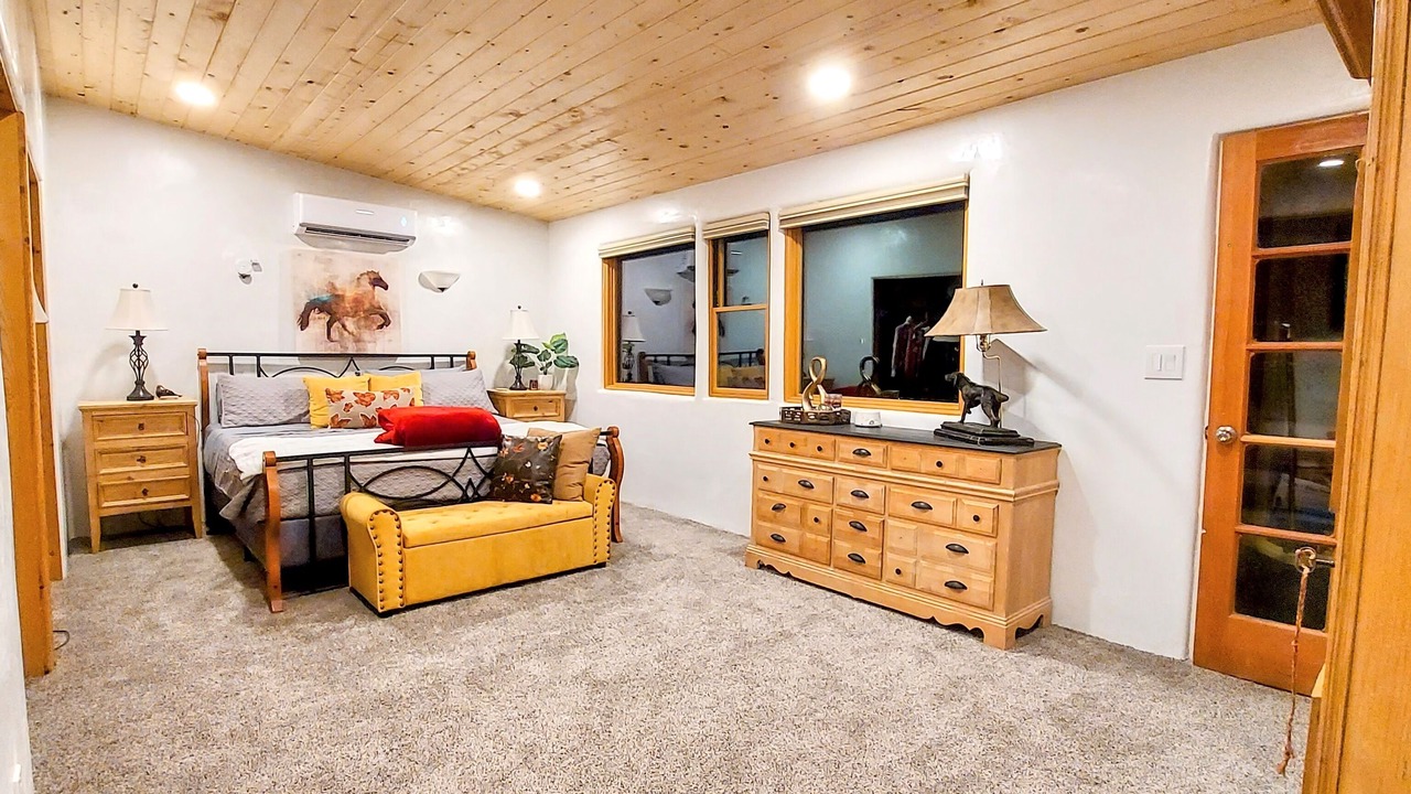 Photo of Bedroom in Taos