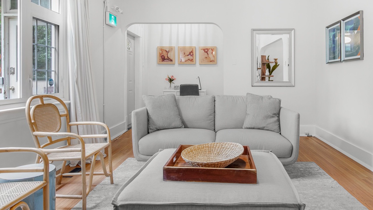 Photo of Livingroom in Downtown Edmonton