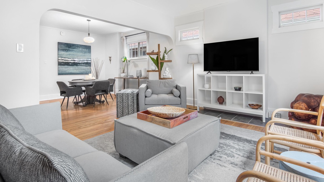 Photo of Livingroom in Downtown Edmonton