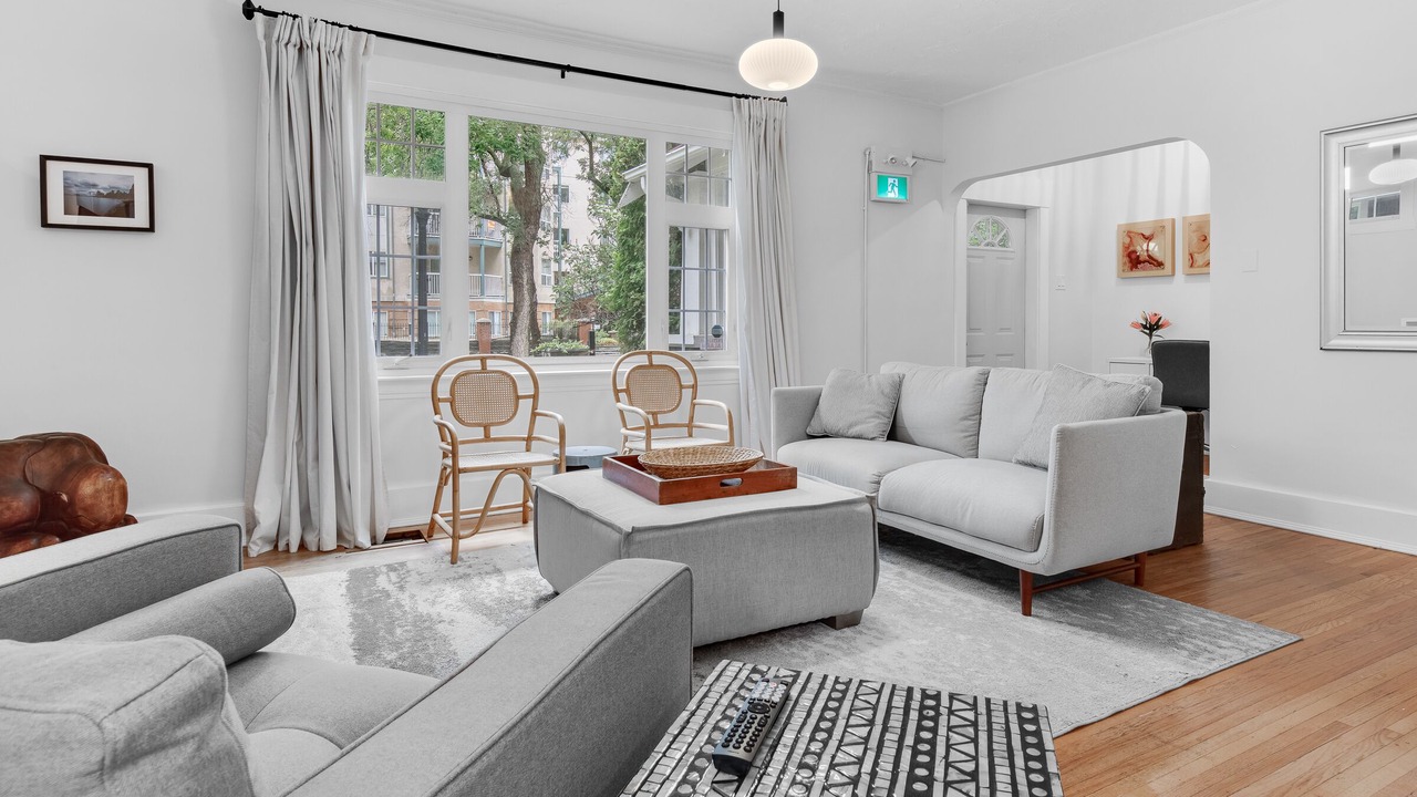 Photo of Livingroom in Downtown Edmonton