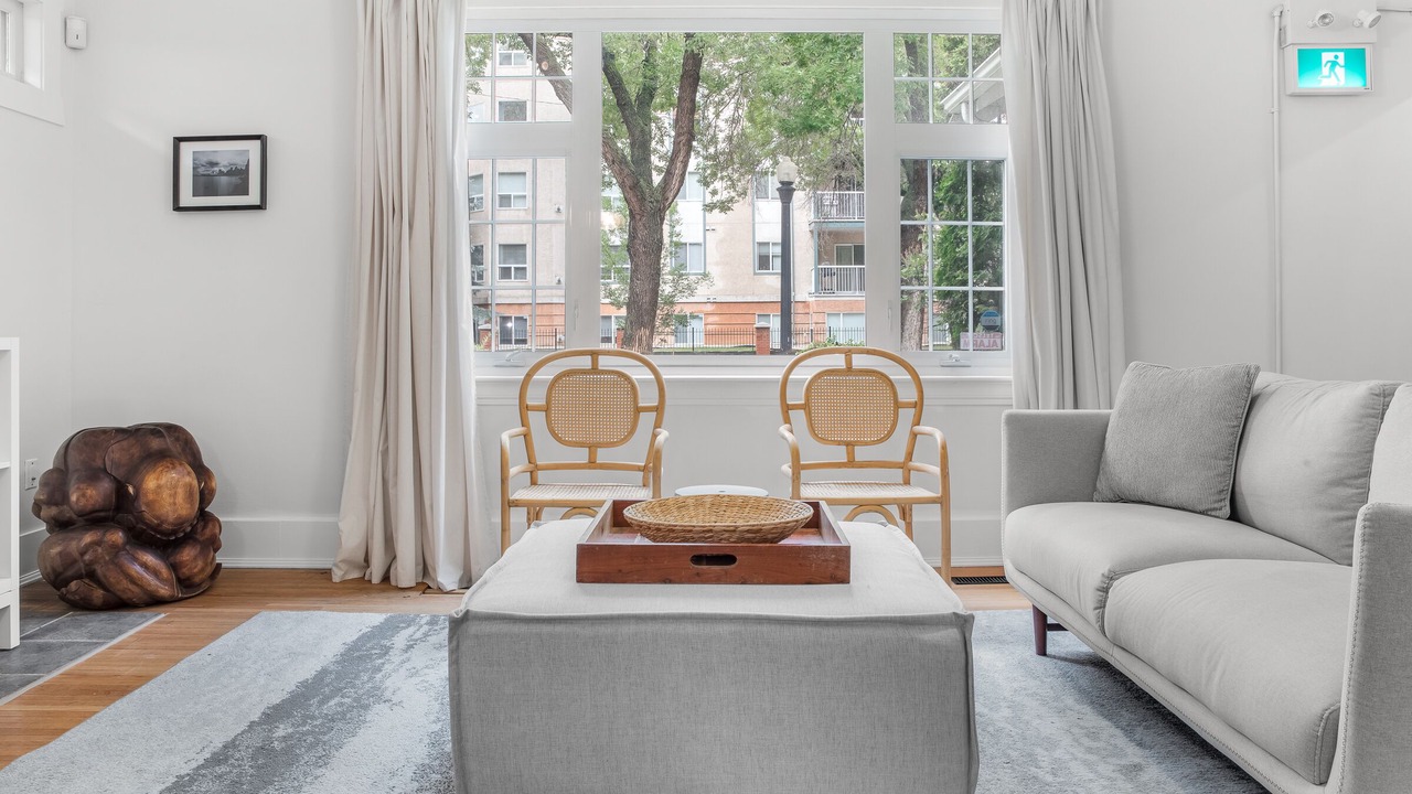 Photo of Livingroom in Downtown Edmonton