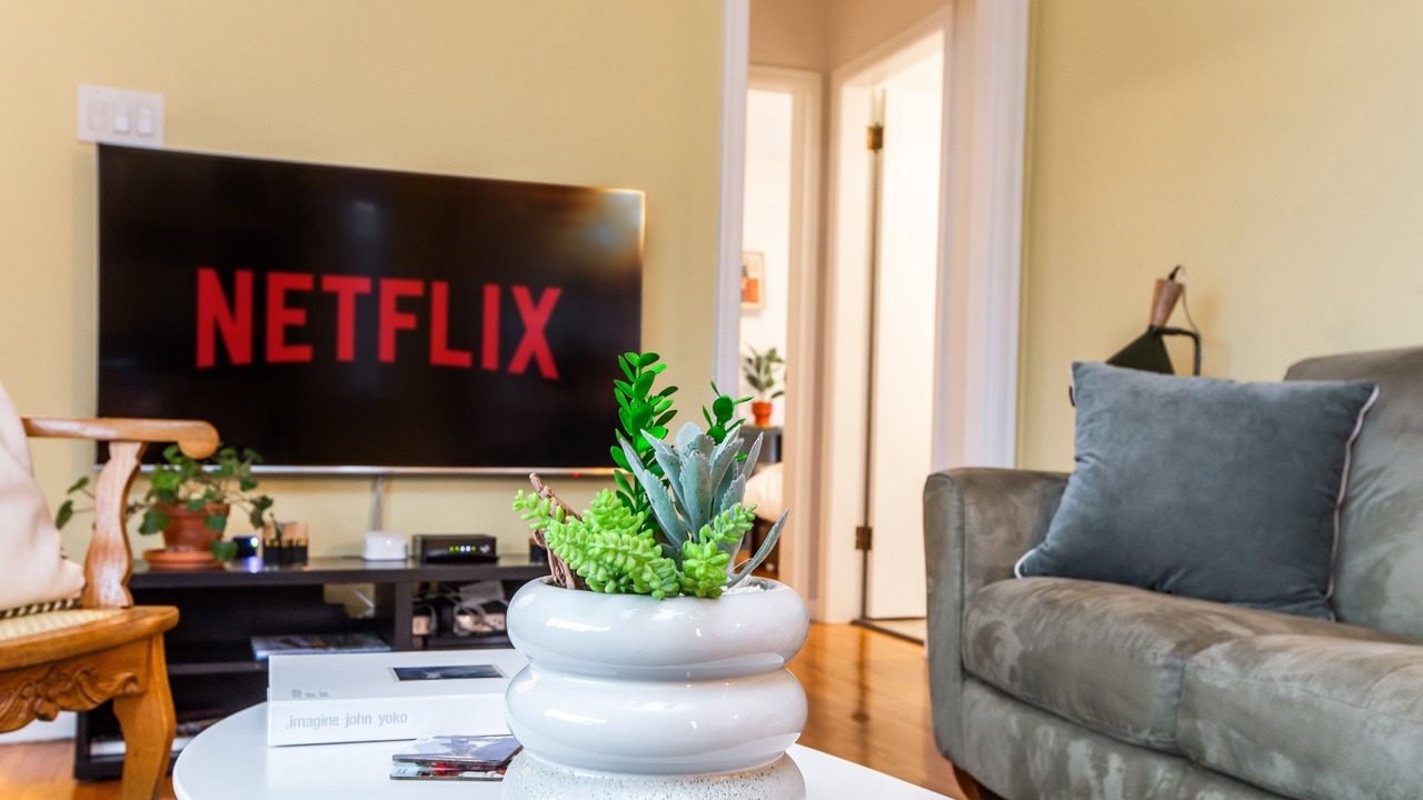 Photo of Livingroom in Southwest Edmonton