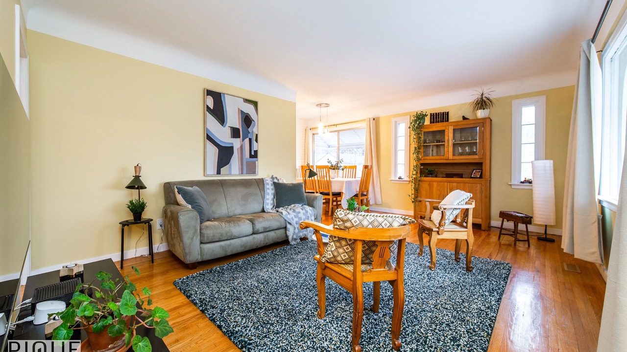 Photo of Livingroom in Southwest Edmonton