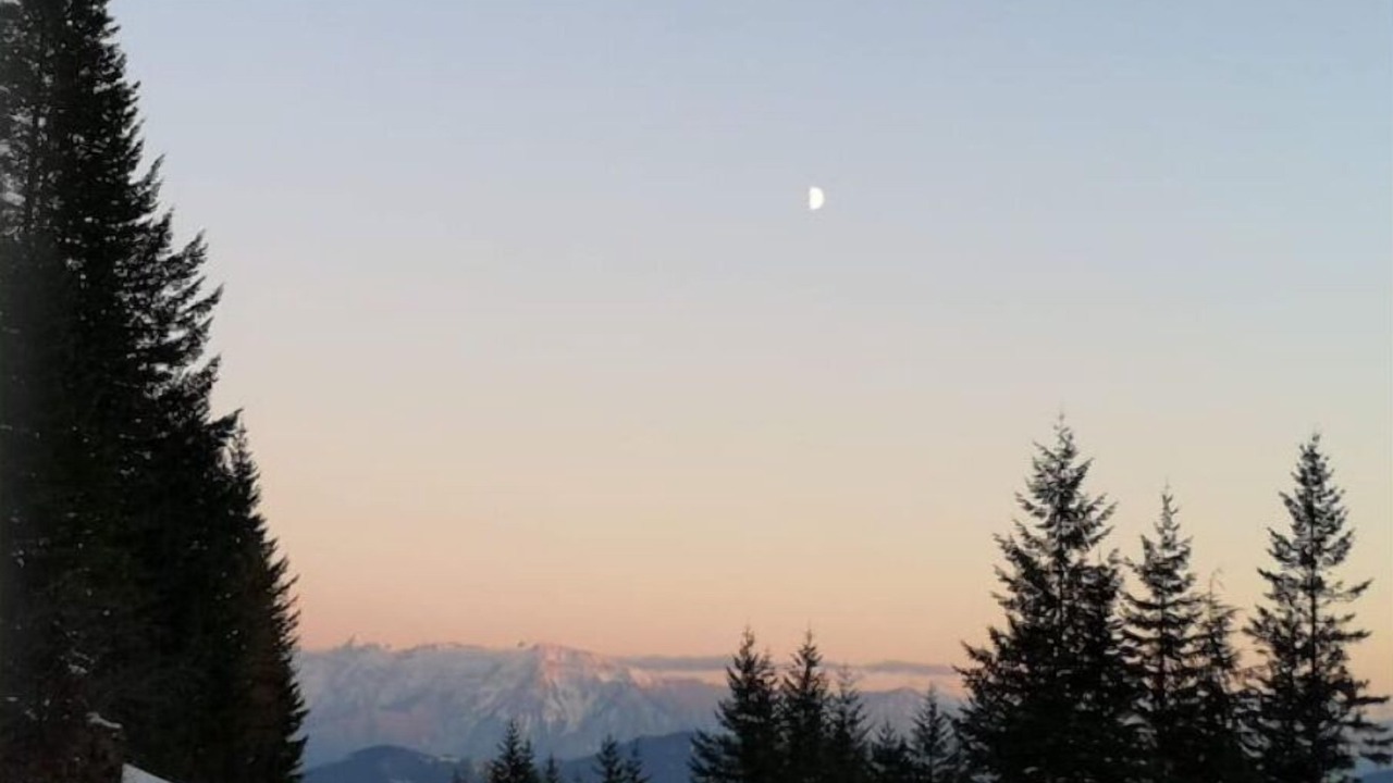 Photo of Outdoor in Hemlock Valley