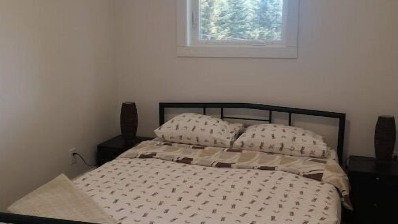 Photo of Bedroom in Hemlock Valley