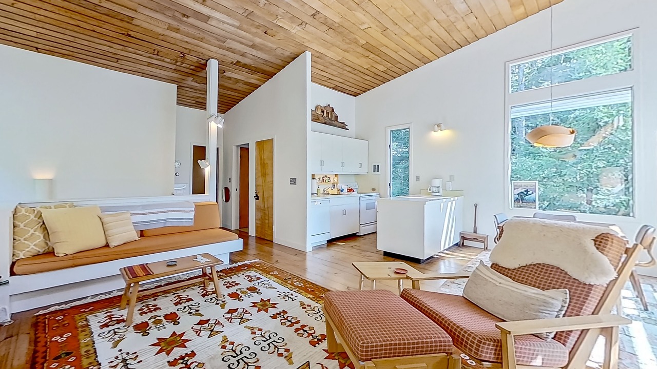 Photo of Livingroom in Jackson