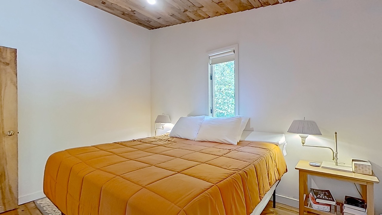 Photo of Bedroom in Jackson