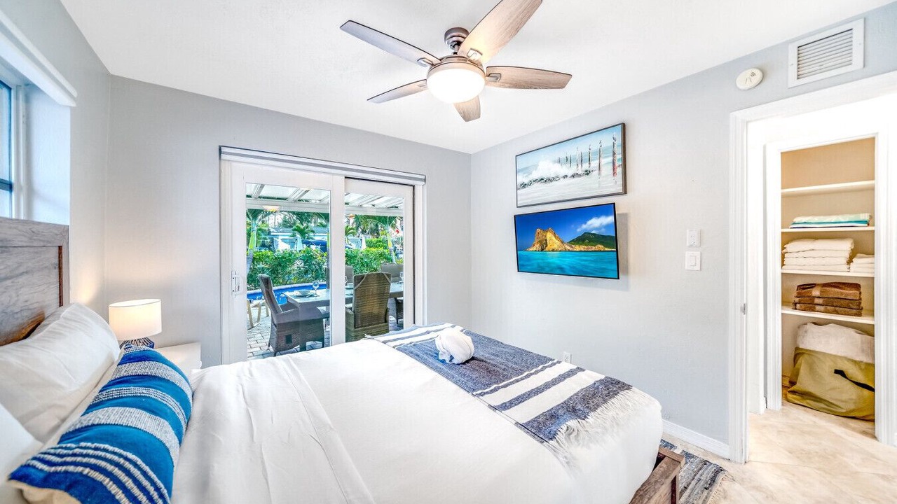 Photo of Bedroom in Garden Isles