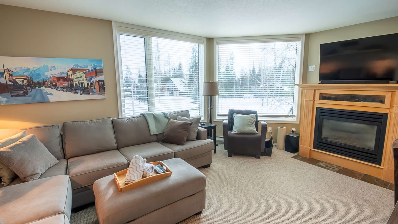 Photo of Livingroom in East Kootenay