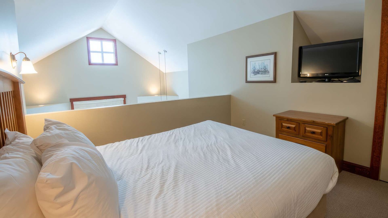 Photo of Bedroom in East Kootenay