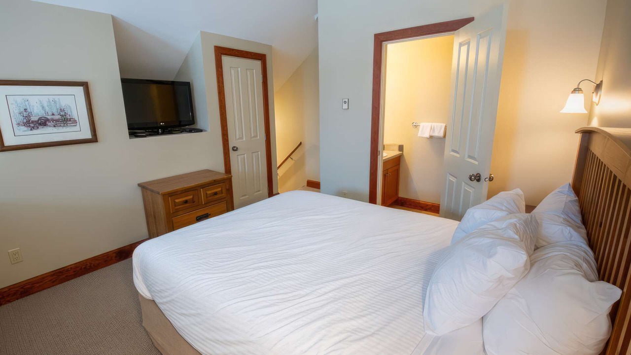 Photo of Bedroom in East Kootenay