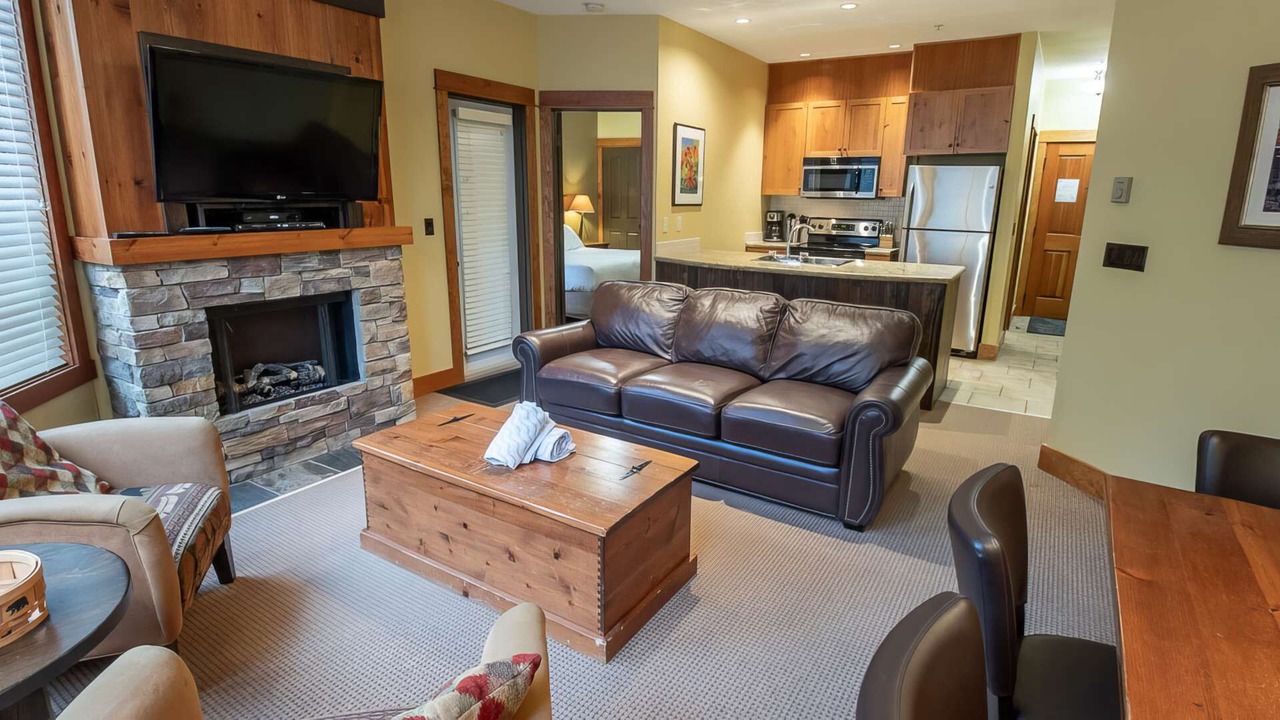 Photo of Livingroom in East Kootenay
