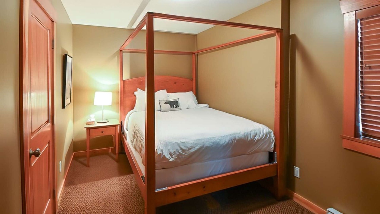 Photo of Bedroom in East Kootenay