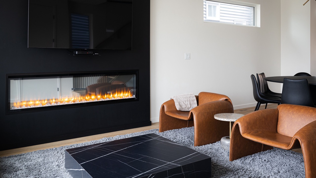 Photo of Livingroom in Southeast Edmonton