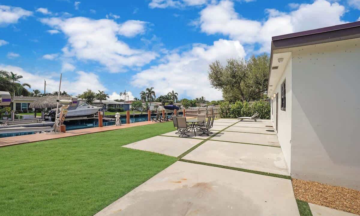 Photo of Outdoor in Melaleuca Gardens