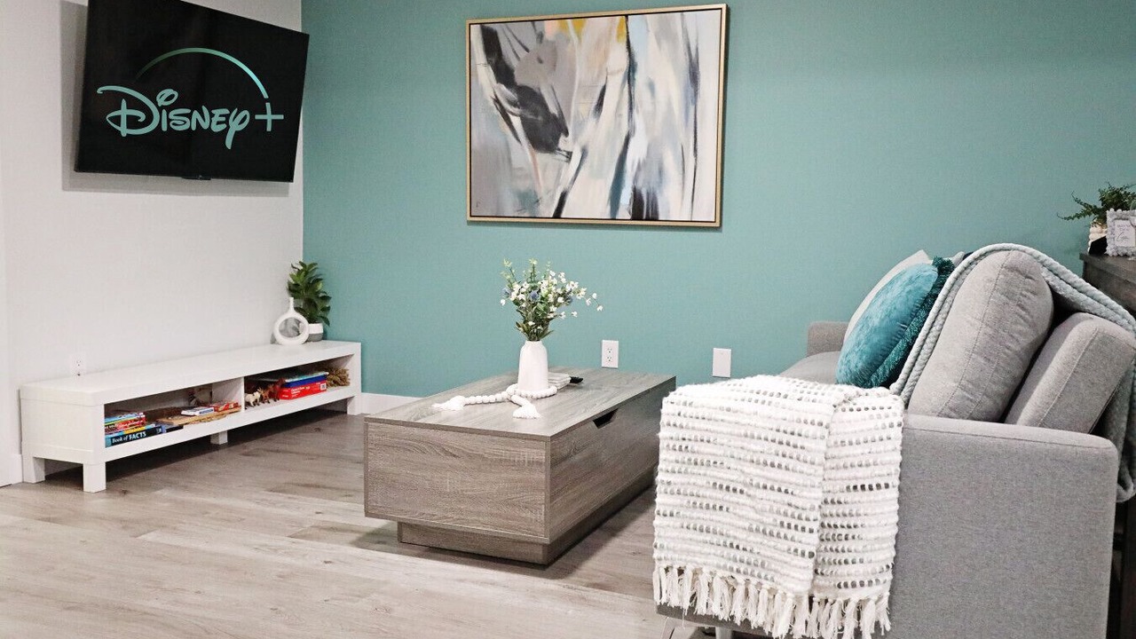 Photo of Livingroom in Southwest Edmonton