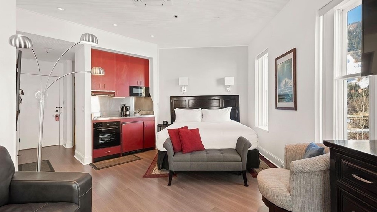 Photo of Bedroom in Downtown