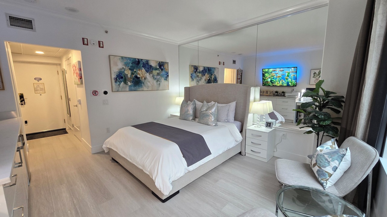 Photo of Bedroom in Central