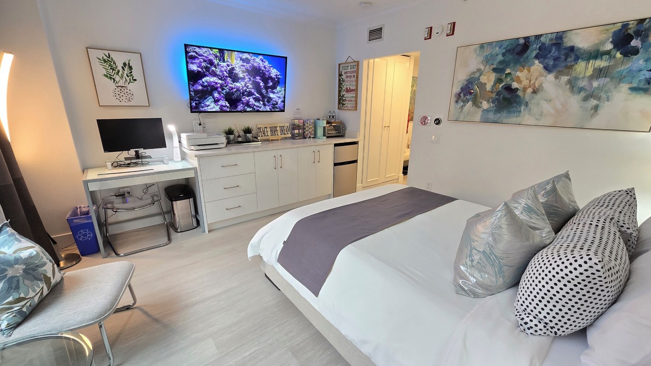 Photo of Bedroom in Central