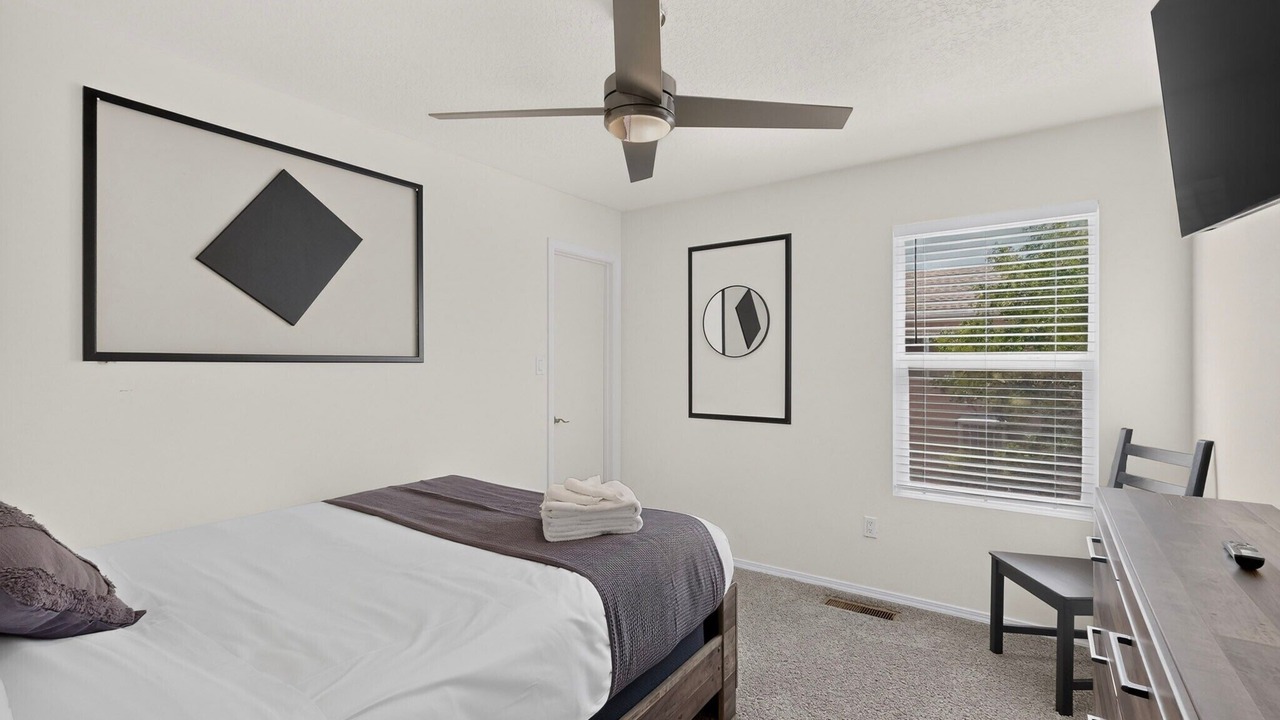 Photo of Bedroom in Tres Placitas