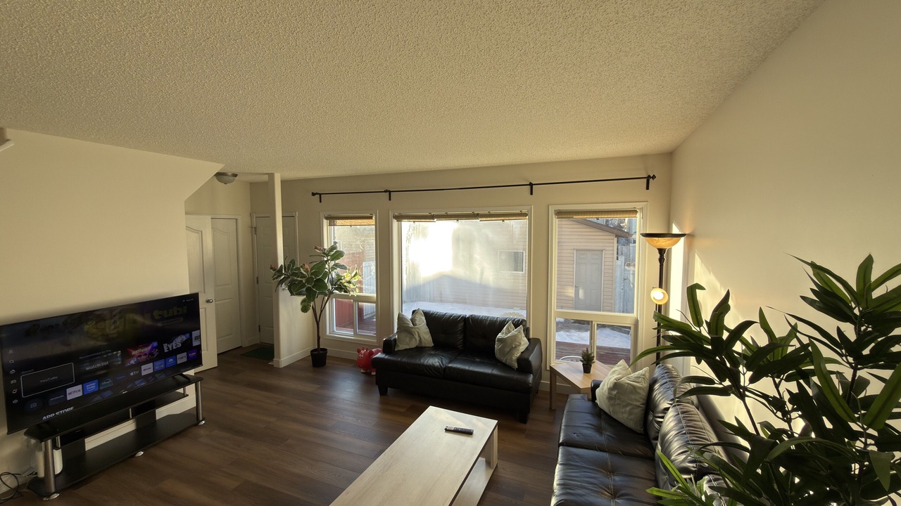 Photo of Livingroom in West Edmonton
