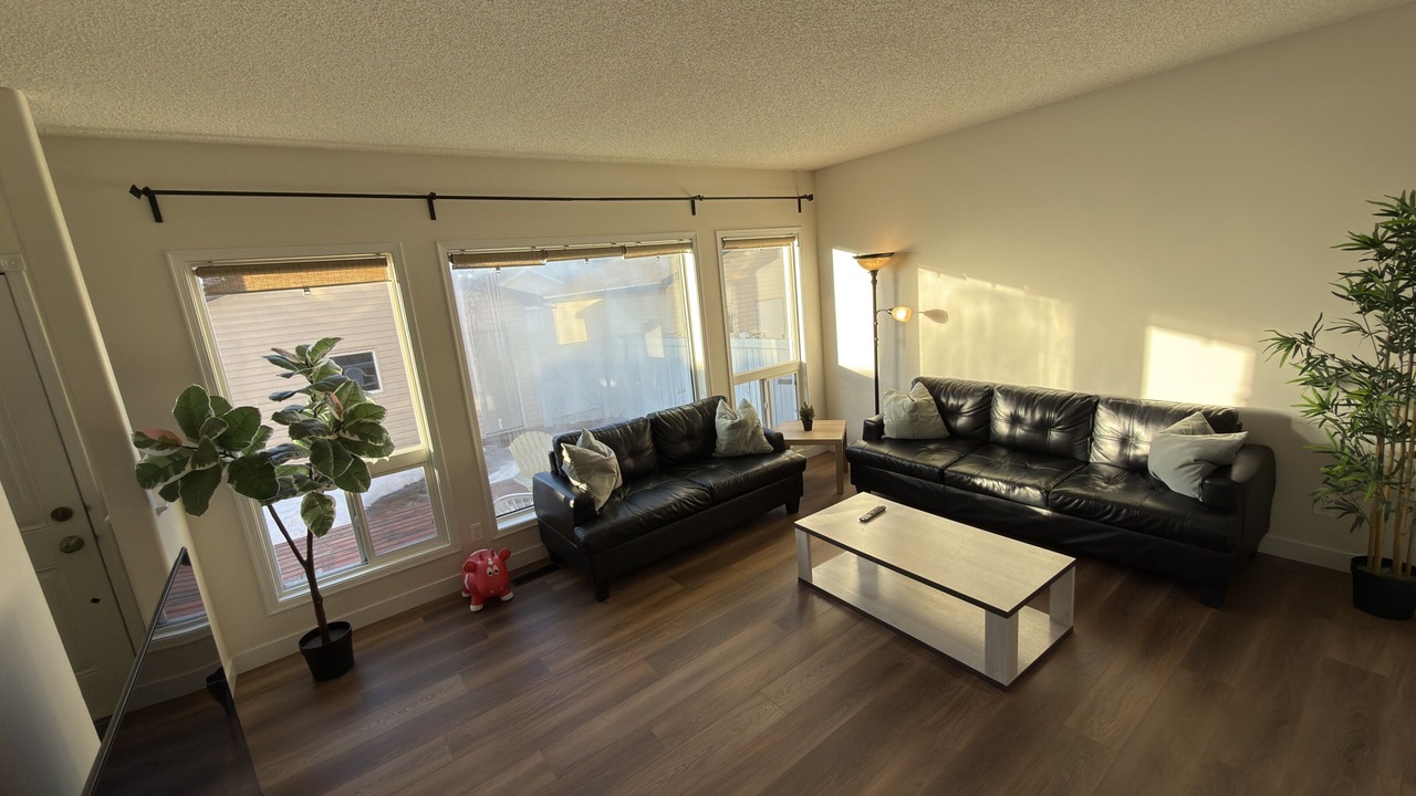 Photo of Livingroom in West Edmonton