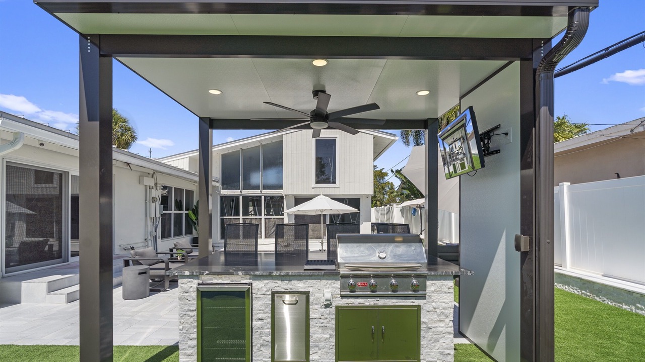 Photo of Outdoor in Lighthouse Point